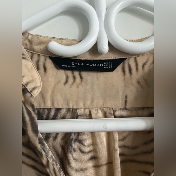 Zara 100% silk animal print tunic - Picture 2 of 4